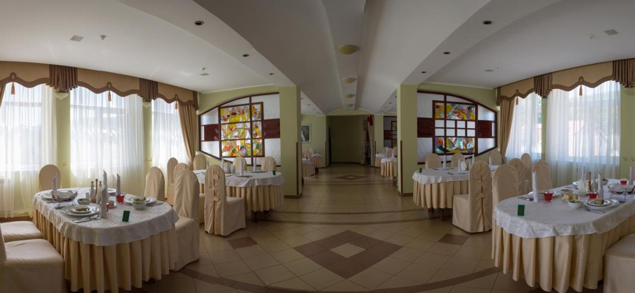 Hotel Solnichnaia Dolyna Poljana Exterior foto